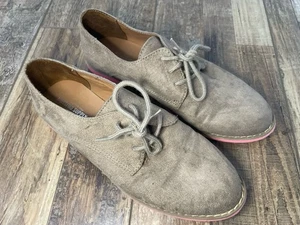 Mossimo Supply Co Damen Wildleder Oxford Schuhe 7 Taupe Rosa Sohle Schnürschuhe - Bild 1 von 8