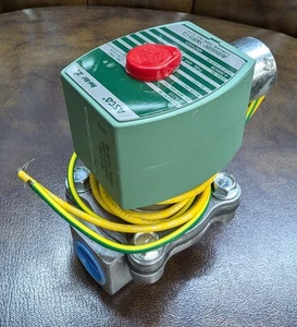 NEW ASCO Red Hat 8214G20 2-Way Solenoid Valve 1/2" - Picture 1 of 4