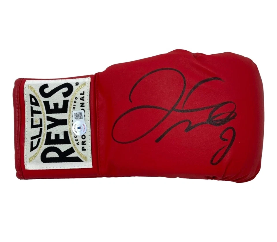 Floyd Mayweather Jr. Signed Cleto Reyes Boxing Glove - Image 1 of 1
