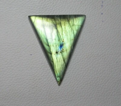 Labradorite Cabochon Trillion Shape 113.15  Cts Natural Loose Gemstone G 7730 - Image 1 of 4