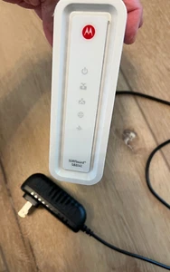 Motorola SURFBOARD Modem - Model SB6141 - Afbeelding 1 van 4