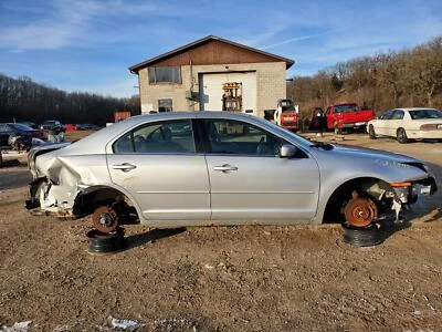 Front RH Axle Shaft (outer)(passenger side) 2006-2009 Mercury/Ford Milan/Fusion - Image 1 of 3