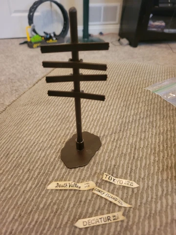 Vintage 1982 Tristar Road City Sign MASH 4077th Military Playset Parts Cover