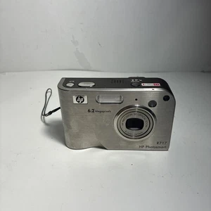 HP Photosmart R717 6.2 MP 3x Zoom (UNTESTED) - Picture 1 of 7