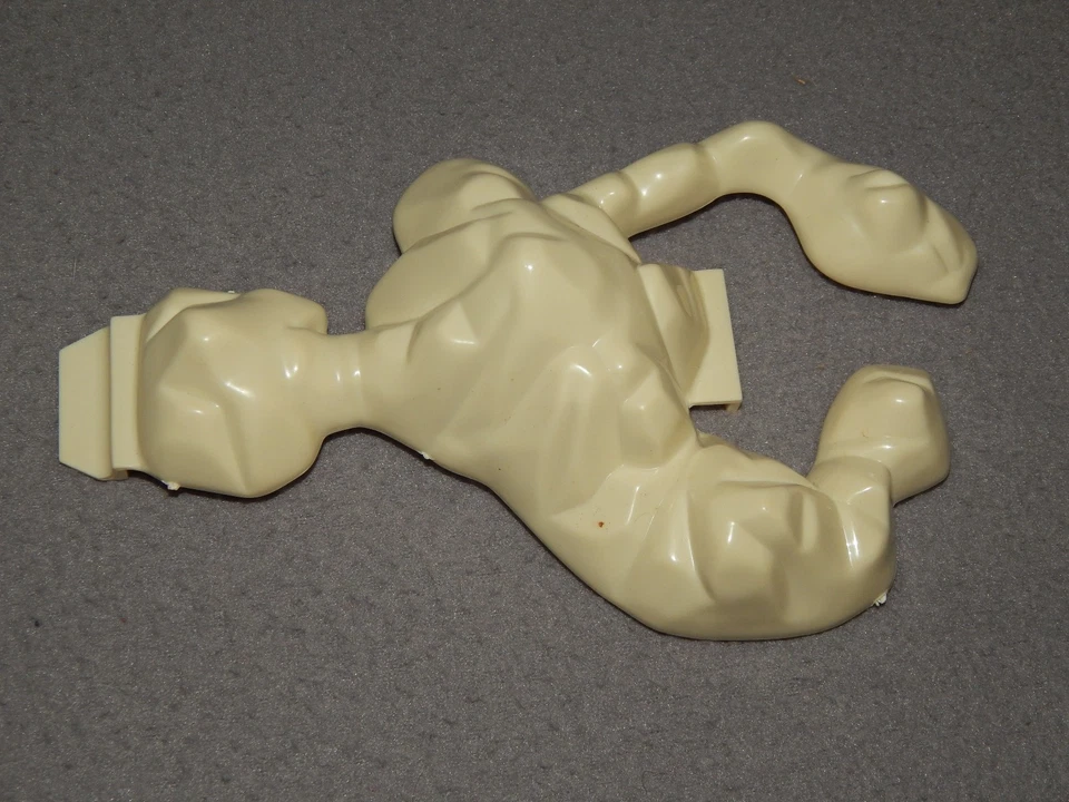 Game of Life Pirates of the Caribbean 2005 Dead Mans Chest #42941 Island Part P - Image 1 of 4