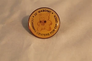 PIN CENTROS DE APRENDIZAJE MASÓNICO PARA NIÑOS - Imagen 1 de 1
