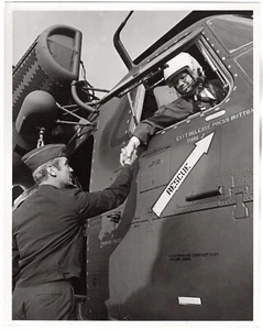 Allemagne.Deutchland.Wiesbaden.U.S Air Force.Col.Edwin & Maj.Louis.Plane.Photo.  - Picture 1 of 2