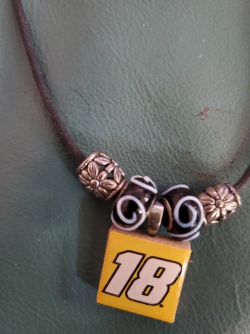 KYLE BUSH #18 Tile Necklace NWT Cover