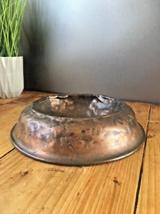 ANTIQUE 19TH C ARTS & CRAFTS BEATEN COPPER DOG BOWL PET CAT DISH FOOD WATER - Picture 1 of 9