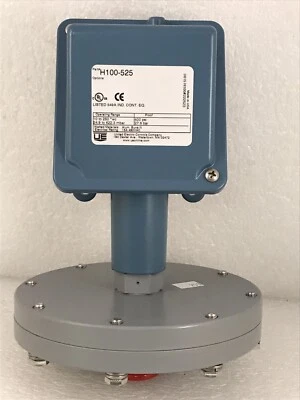 UNITED ELECTRIC CONTROLS H100-525 / H100525 Pressure Switch - Image 1 of 4