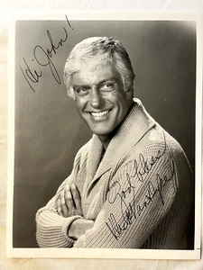 Dick Van Dyke Actor Vintage Photograph Hollywood Movie TV Star Signed - Picture 1 of 2