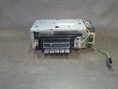 CADILLAC DEVILLE FLEETWOOD AM FM DELCO RADIO 1970 Foto 1 de 4