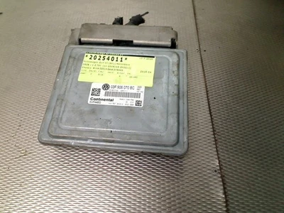 ECU VW Golf VI (5K1) Hatchback 1.2 TSI BlueMotion (CBZB) 2010 03F906070BC - Immagine 1 di 4