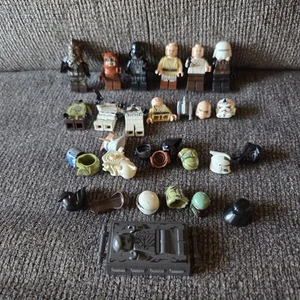 LEGO Star Wars Minigure Lot Of 30 With Incomplete Figures & Accessories SEE PICS - Picture 1 of 6