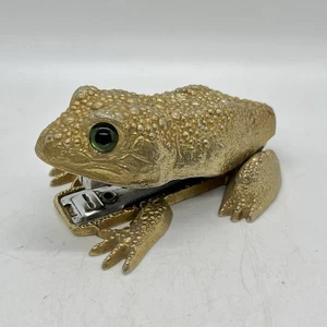 Vintage Ted Arnold Brass Gilt Frog Toad Stapler Green Eyes Gold Tone - Picture 1 of 7