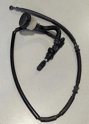 '09-'17 Yamaha VStar XVS 950 - Brembo - главный цилиндр заднего тормоза с леской - Изображение 1 из 2