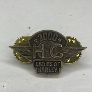 HARLEY-DAVIDSON LADIES OF HARLEY HG "HOG" 2000 ROCKER VEST PIN - Picture 1 of 3