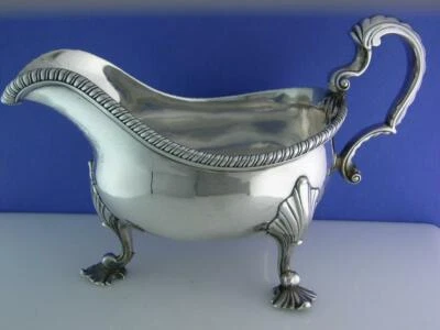 Salsa de plata George III / Gravy Boat por AF London c 1778 con cresta FIDE ET AMORE Foto 1 de 4