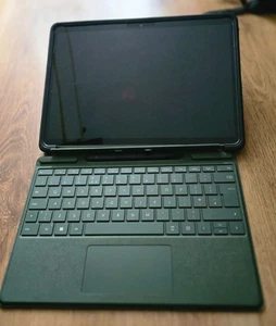 Microsoft Surface Pro 9 | Excellent Condition | Silver | Keyboard & Pen - Picture 1 of 7