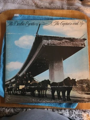 The Doobie Brothers- The Captain and Me- 1973 vinyl lp (VG/VG++) classic rock - Image 1 of 4