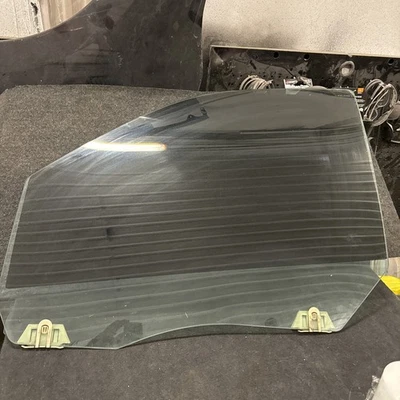 RAM 1500 2500 3500 2013-2018 conductor delantero izquierdo puerta lateral izquierda ventana cristal OEM Foto 1 de 4