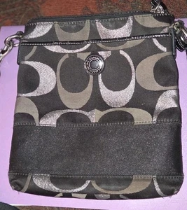Coach Signature Stripe Crossbody Aktentasche F-20430 sehr gepflegt - Bild 1 von 8