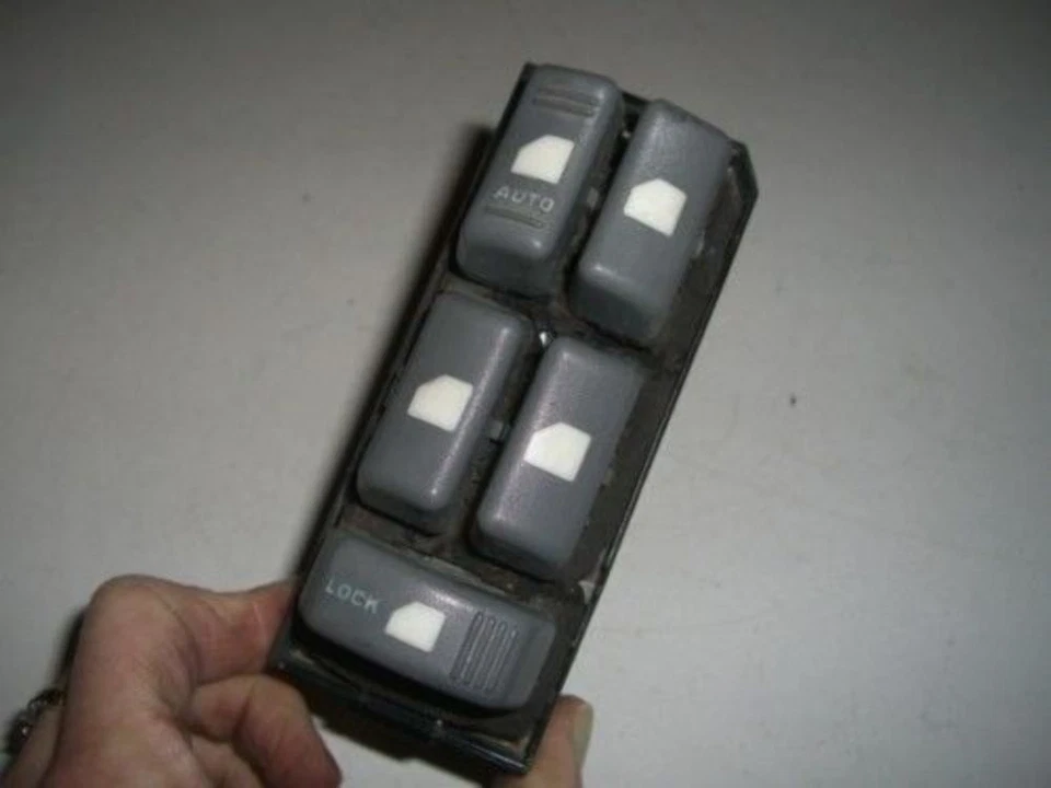 96-01 OLDSMOBILE BRAVADA MASTER POWER LEFT WINDOW SWITCH OEM - Image 1 of 1