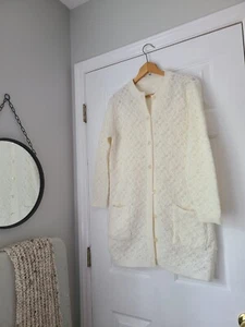 Vtg Handmade Chunky Knit Long Cardigan Sz M Cream Wool Cozy Granny Cottagecore - Picture 1 of 9