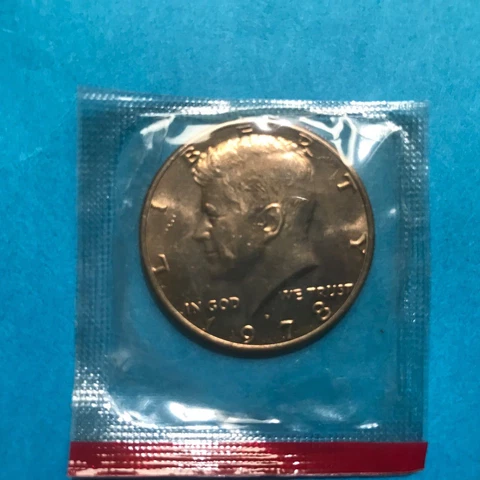 1978 D Kennedy Half Dollar Denver  in Mint Cello   FREE SHIP    ***SEE PICS Cover