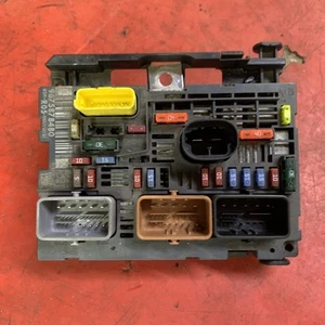 PEUGEOT 307 308 607 807 EXPERT PARTNER UNDER BONNET FUSE BOX BSM 9807028780 OEM✅ - Picture 1 of 6