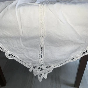 Vintage Battenburg Lace Trim Tablecloth 41 x 41" Cotton White - Picture 1 of 3