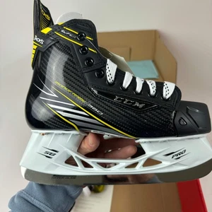 Brand New CCM Super Tacks Skates | Size 5 E | Niska | CCM209 - Picture 1 of 4