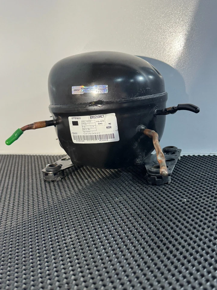 Embraco Refrigerator Compressor OEM, EM3Z60HLT - Image 1 of 3