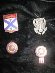 Vintage set of 4 Military, American Legion pins collection - Picture 1 of 7