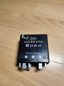 Audi/Relay module/4A0919579C/898685 - Imagen 1 de 5