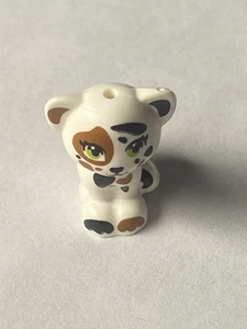 LEGO White Cat Friends Style Sitting Lime Eyes Vega Ref 11602pb06 Set 41379 - Picture 1 of 1