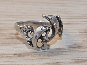 Size 8 Sterling Silver Ring 2 Dolphins & Waves - Picture 1 of 5