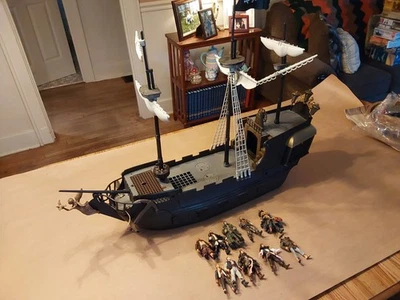 ZIZZLES 2006 ¡Piratas del Caribe! ¡Juego de La Perla Negra con figuras! Foto 1 de 4