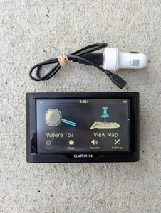 Garmin Nuvi 58LM GPS 5" Schermo con Caricabatterie Auto Pacchetto Mappe a Vita (Testato) - Foto 1 di 8