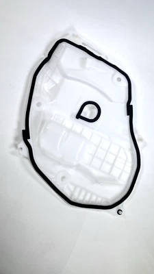 Cubierta de inserción de orificio de servicio para puerta delantera derecha Toyota Prius 2016-2022 OEM Foto 1 de 4