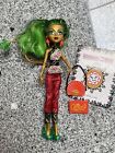 Monster High New Scaremester Jinafire Long Puppe