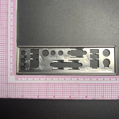 Protector de E/S ATX para placa base desconocida placa posterior de E/S Foto 1 de 2