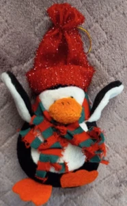 Toyorama Christmas Hanging 4" Penguin Stuffed Animal - Picture 1 of 4