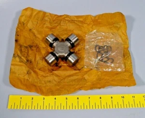 *MOOG U-Joints 331 Premium Driveshaft Joint - Picture 1 of 7