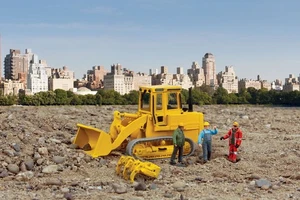Walthers HO Scale Tracked Loader Construction Vehicle (Unassembled Kit) - Picture 1 of 1