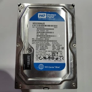 Western Digital Caviar Blue 320GB Internal 7200RPM 3.5" (WD3200AAJS) HDD - Picture 1 of 3