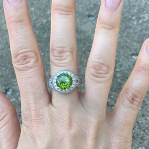 Sterling Silver & Peridot Cocktail Ring Size 8 3/4 New In Gift Box - Picture 1 of 4