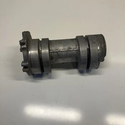 Honda Sportrax 400 TRX400EX 1999 2x4 OEM eje trasero soporte Foto 1 de 4