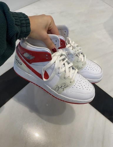Air Jordan 1 bianco e rosso collo medio
