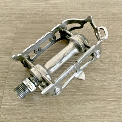 CAMPAGNOLO NUOVO RECORD PLATFORM PEDAL RIGHT ONLY 9/16 SILVER 214 GRAMS - Image 1 of 4